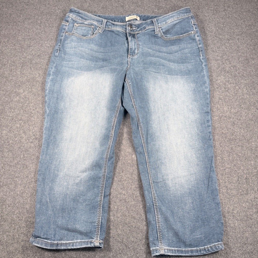Seven7 Luxe Womens Capri Jeans Medium Wash Embellished Pockets Blue Size 16W